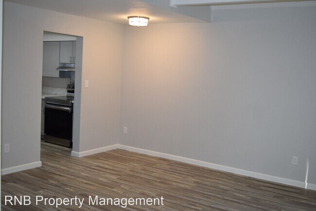 Building Photo - 3 br, 2.5 bath House - 6172 Shadow Lane