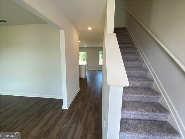 Building Photo - 536 Pemberton St