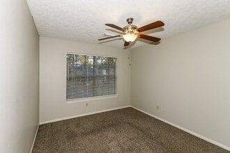 Building Photo - 5111 Natural Bridge Dr