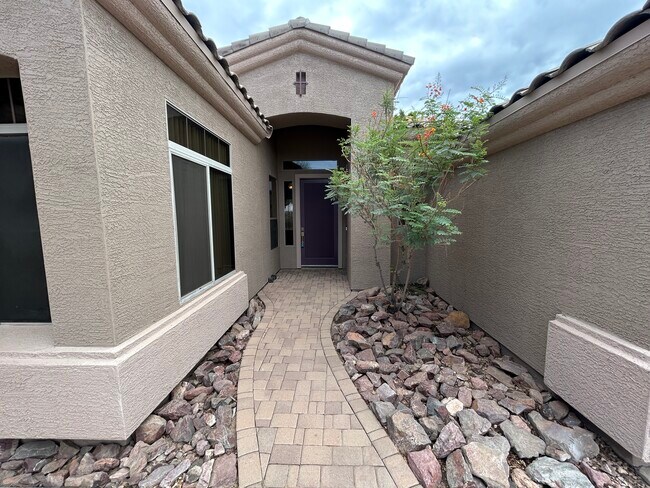 Building Photo - 25415 N 39th Ave