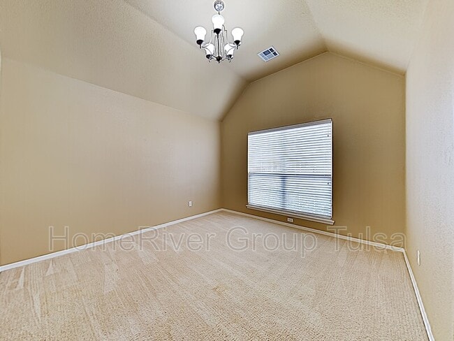 Building Photo - 9020 N 157th E Ave