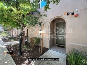 Building Photo - 5217 S Esprit Loop