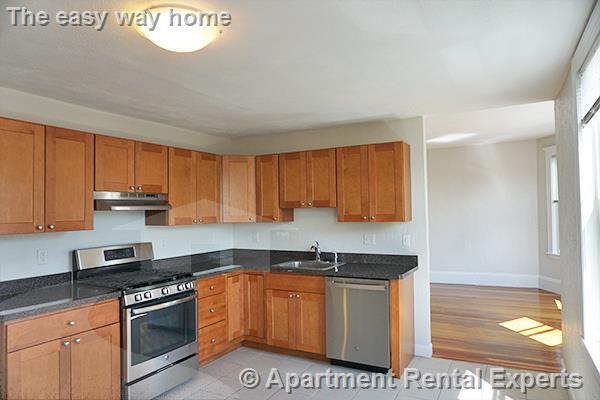 Building Photo - 56-58 Oxford St Unit #3