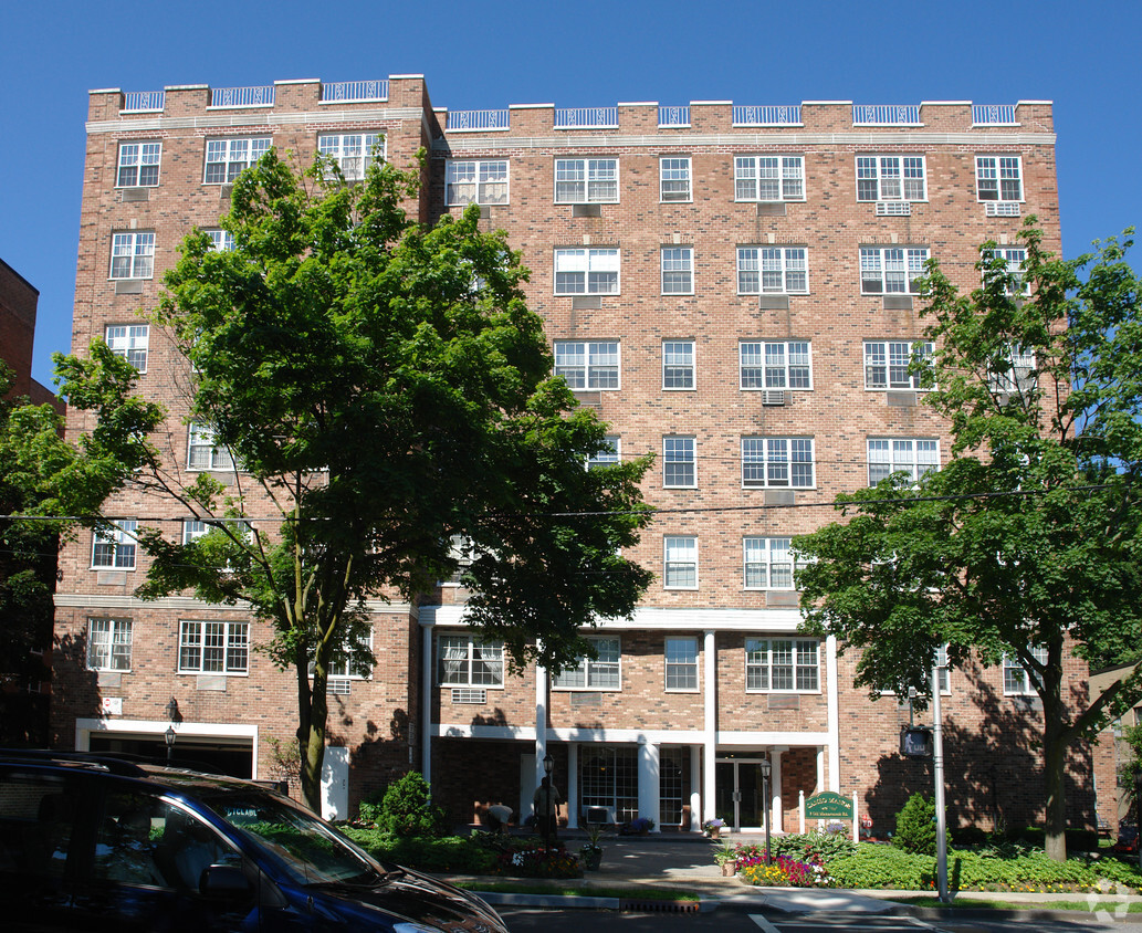 Building Photo - Cameo Manor