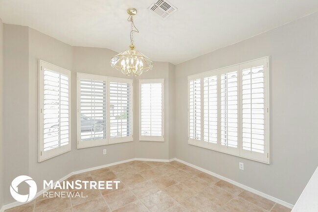 Foto del edificio - 3549 E Kelton Ln