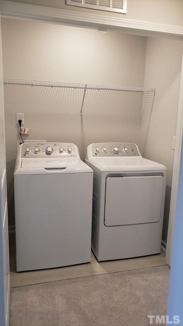 Foto del edificio - 11804 Shavenrock Pl