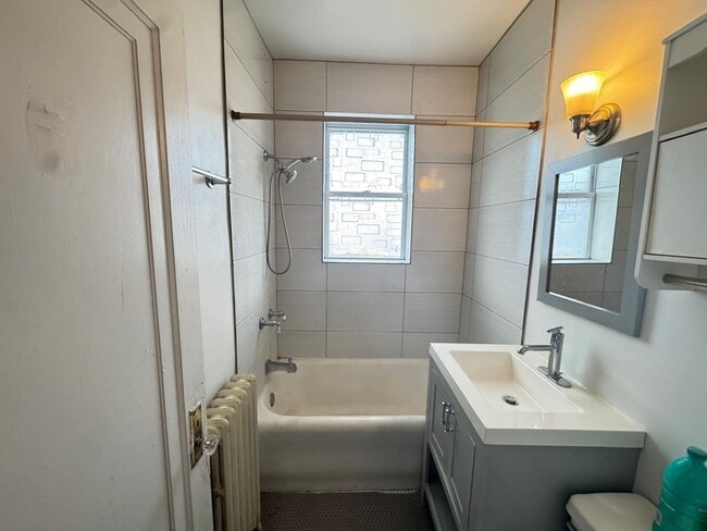 Building Photo - 2700 N Laramie Ave