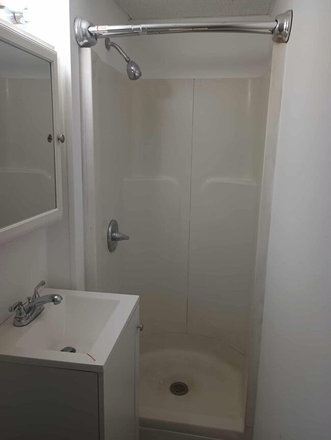 Building Photo - 16-18 Orchard Street