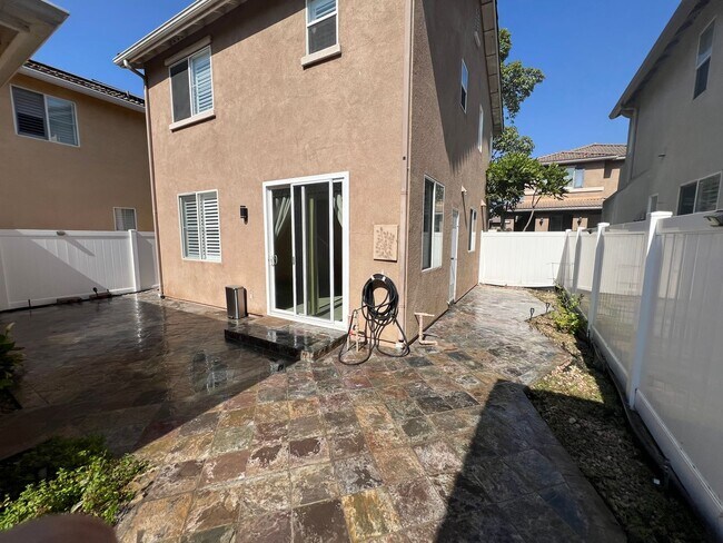Foto del edificio - Charming 2 Bed 2.5 Bath Detached Home in G...