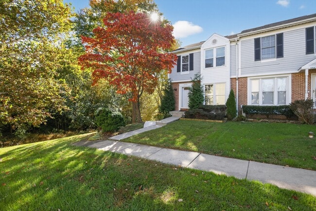 Building Photo - 3459 Howell Ct