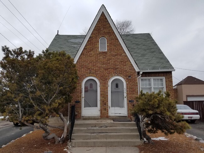 Building Photo - 424 W Benton St
