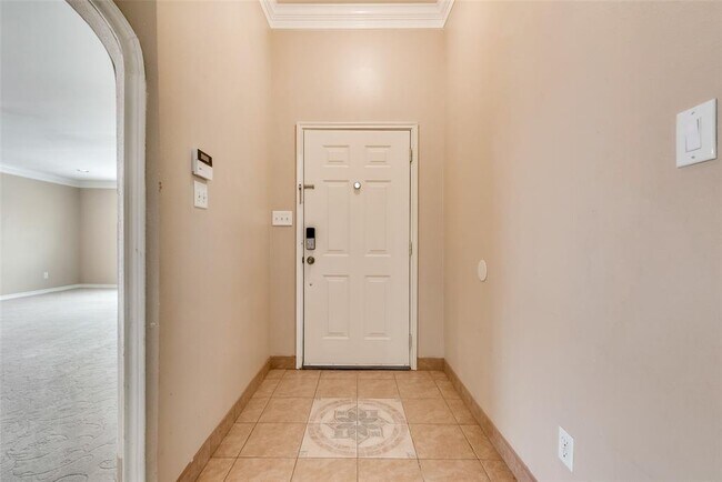 Building Photo - 10907 Vaquero Dr