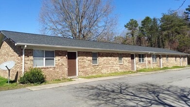 Building Photo - 727 S Scientific St