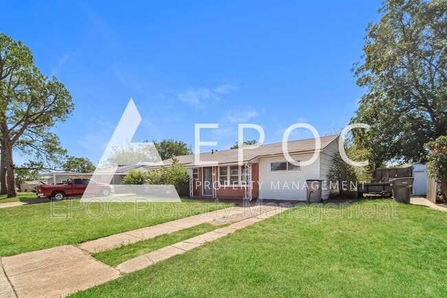 Building Photo - 1207 Glidewell Ave