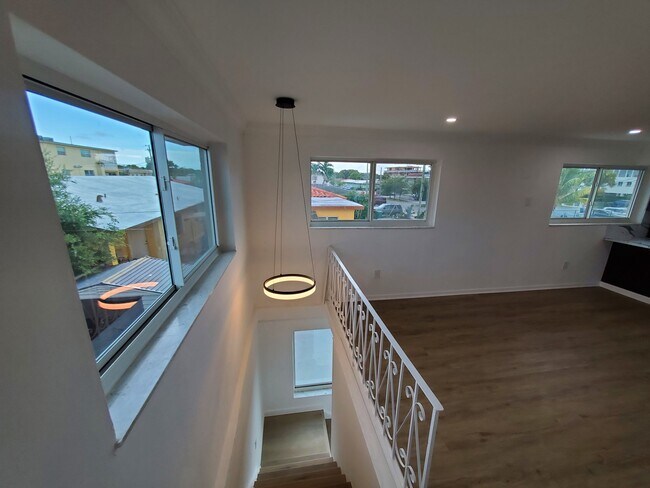 Foto del edificio - 91 NW 51st Pl