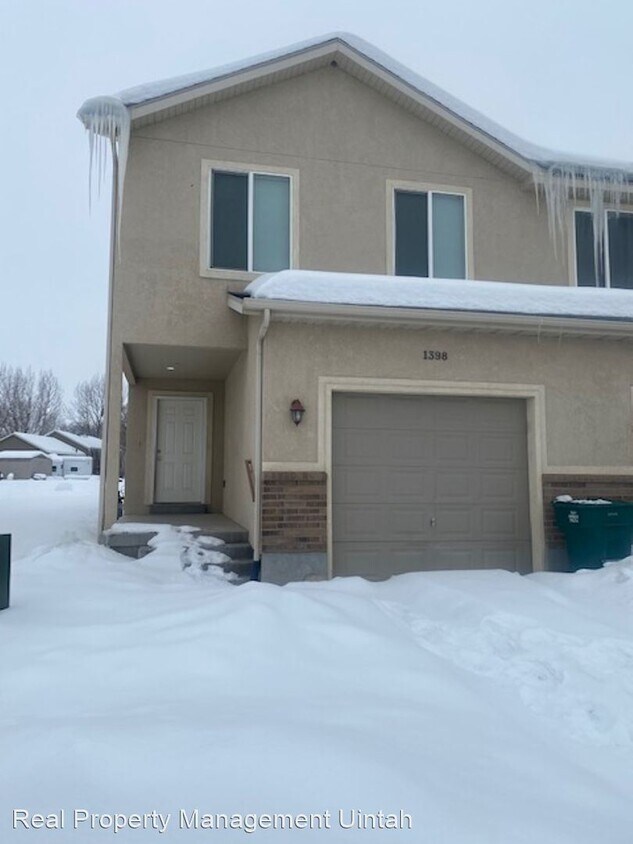 2 br, 2 bath House 1398 S 675 E House Rental in Vernal, UT