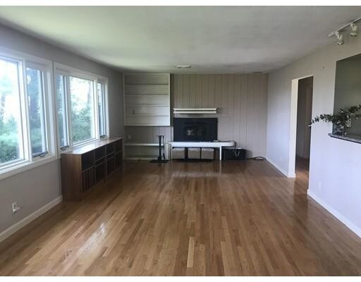 Building Photo - 48 College View Heights