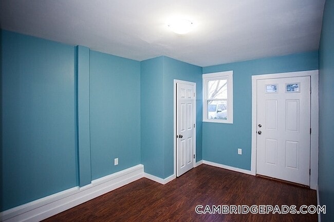 Building Photo - 173 Rindge Ave