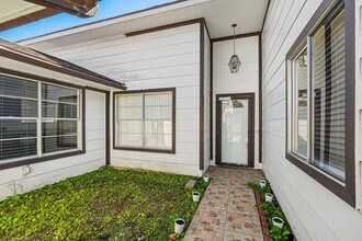 Building Photo - 3227 Boxelder Dr