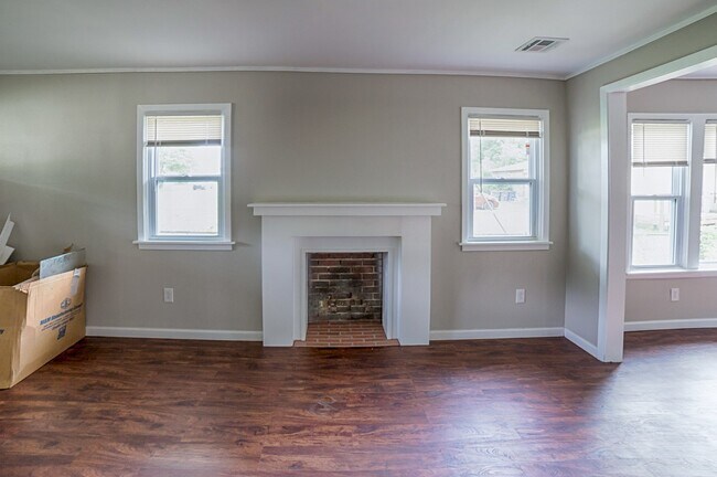 Foto del edificio - 1733 E Marshall St
