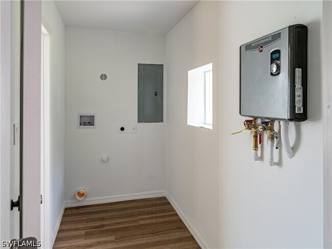 Foto del edificio - 2352 Sunnyview Dr