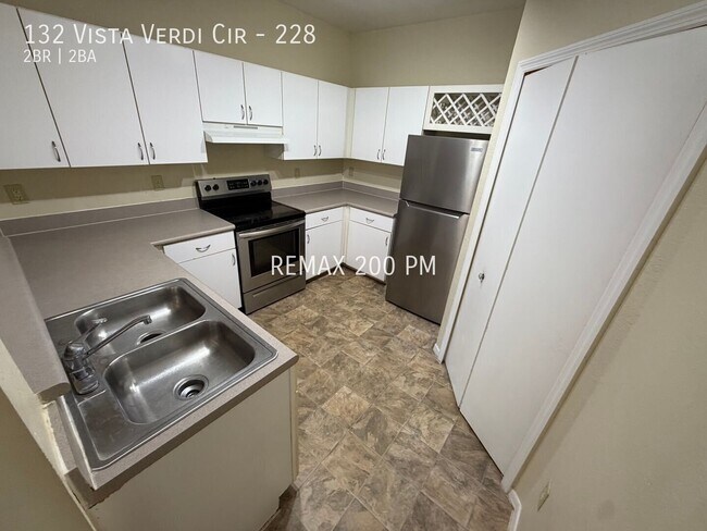 Photo - 132 Vista Verdi Cir-228 House