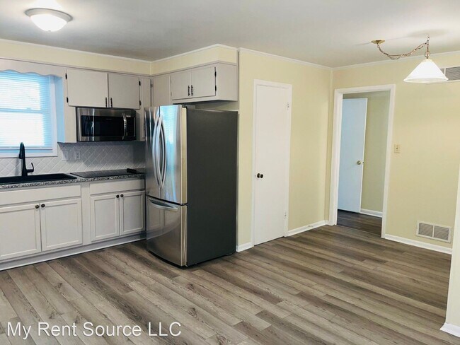 Foto del edificio - 3 br, 2 bath House - 31 Elaine Dr