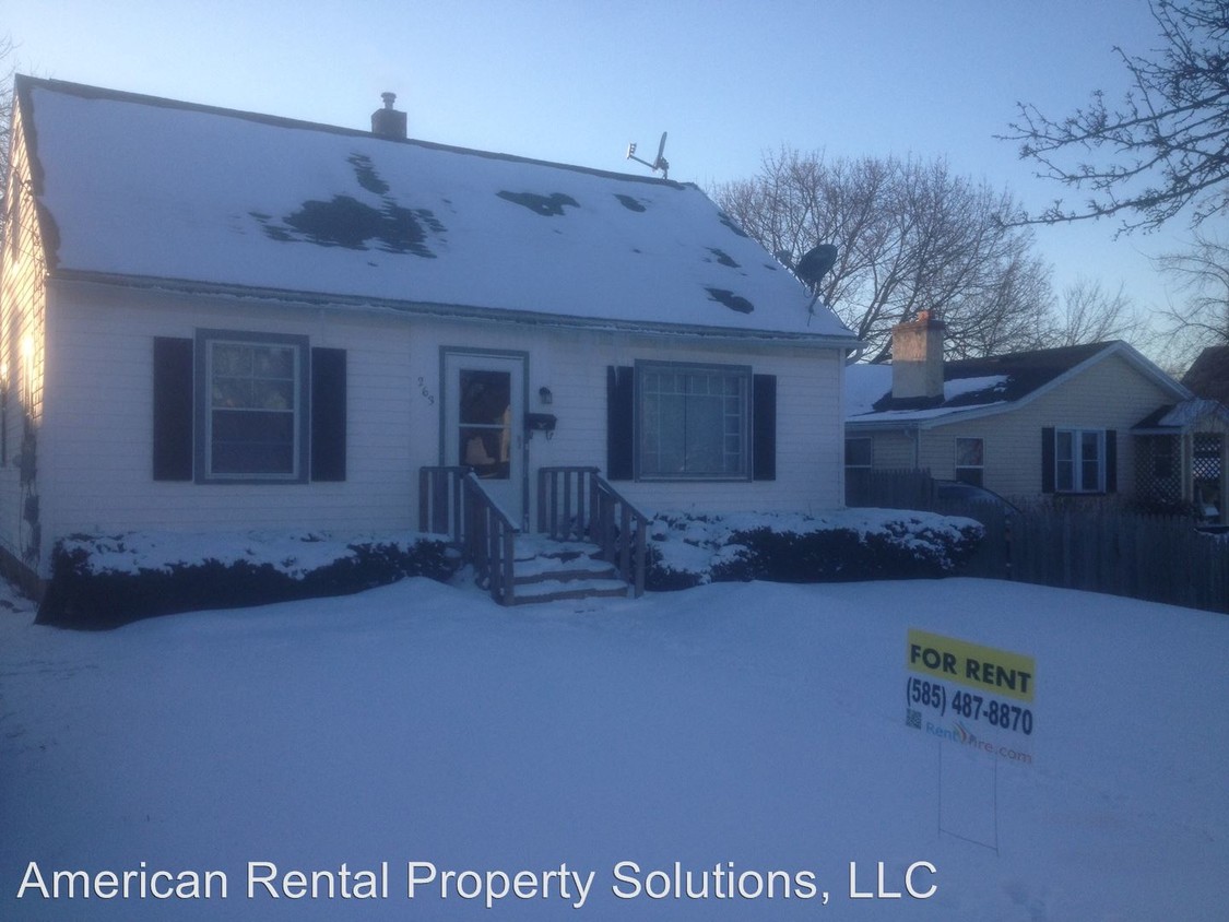 Primary Photo - 263 Crossfield Rd