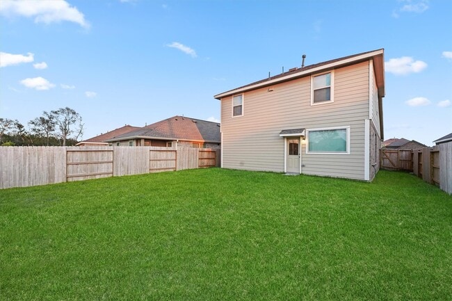 Foto del edificio - 19316 Villa Mesa Dr