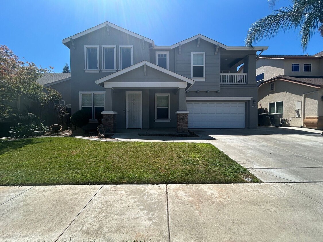 Foto principal - 5801 Eisenhower Dr