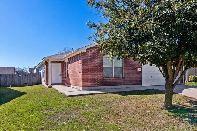Building Photo - 219 Almquist St