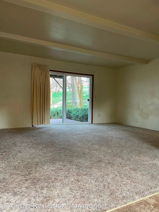 Building Photo - 2 br, 1 bath House - 116 N Williams Avenue