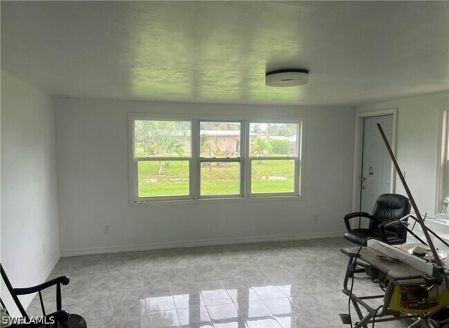 Foto del edificio - 160 Brooks Rd