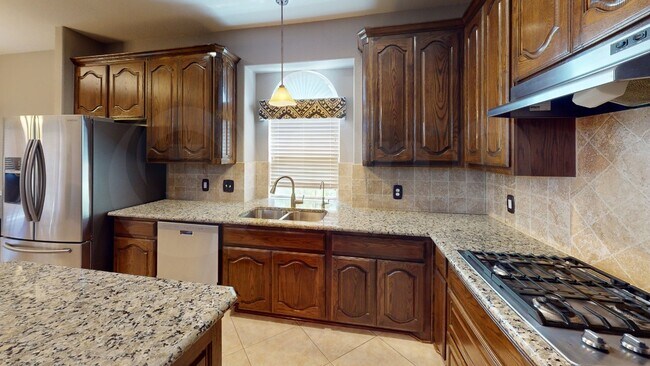 Building Photo - 5628 Sleepy Creek Ln
