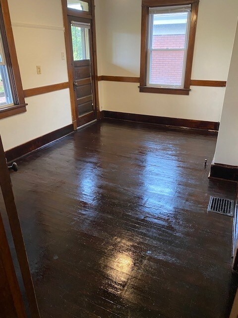 Building Photo - 3820 Chartiers Ave