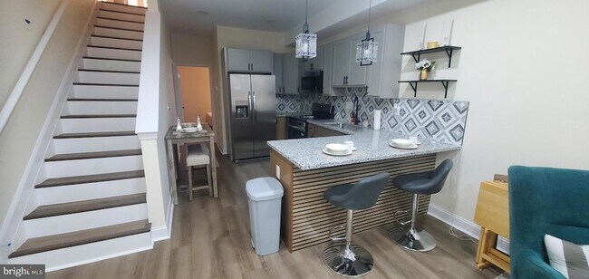 Foto del edificio - 1516 N Patterson Park Ave