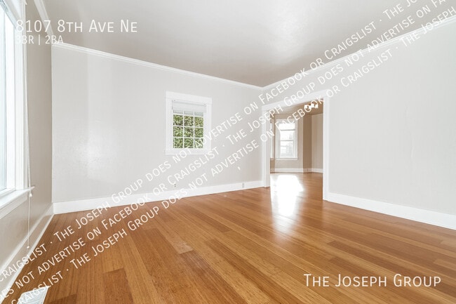 Foto del edificio - 8107 8th Ave NE