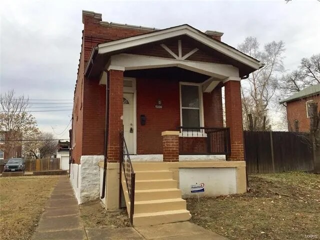 Building Photo - 5209 S Broadway