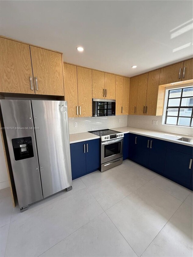 Foto principal - 5152 SW 6th St