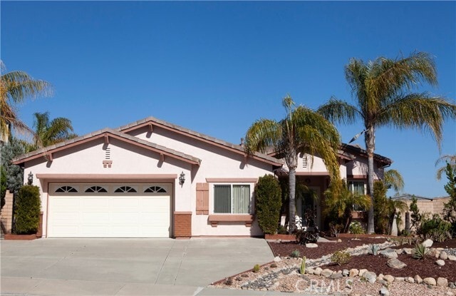 Foto principal - 29220 Shore Breeze St