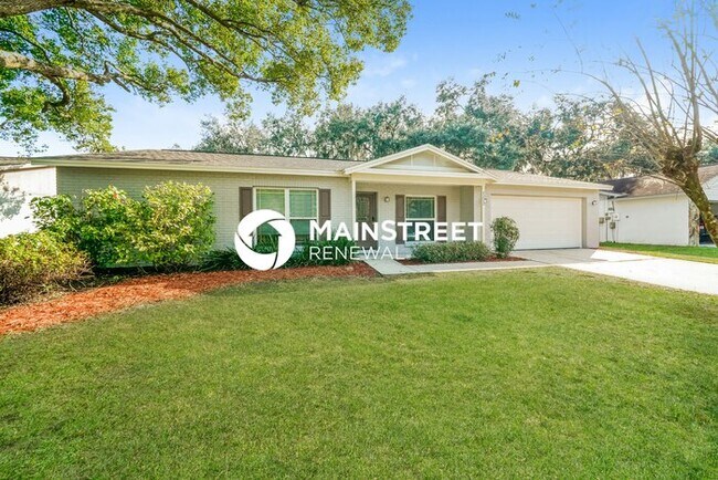 Building Photo - 4 Bedroom Pet-Friendly Home in Valrico, FL with Main Street Renewal