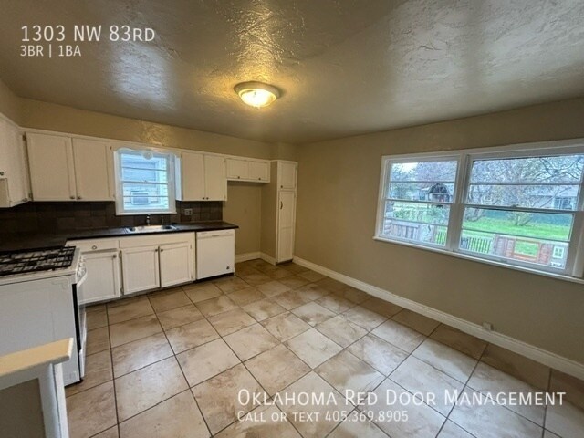 Foto del edificio - 1303 NW 83rd-