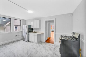 Building Photo - 1040 Capitol Ave