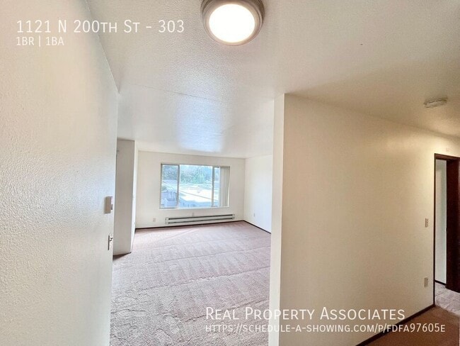 Foto del edificio - 1121 N 200th St