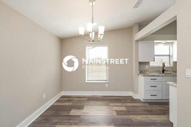 Building Photo - 3 Bedroom Pet-Friendly Home in TAMPA, FL w...