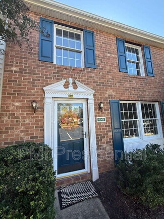 Building Photo - 9904 Whitney Cir