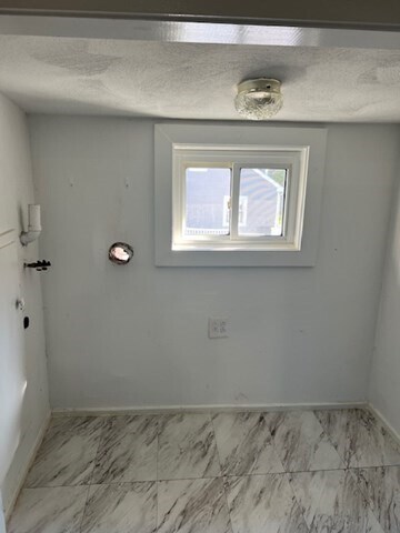 Foto del edificio - 835 Boston Rd