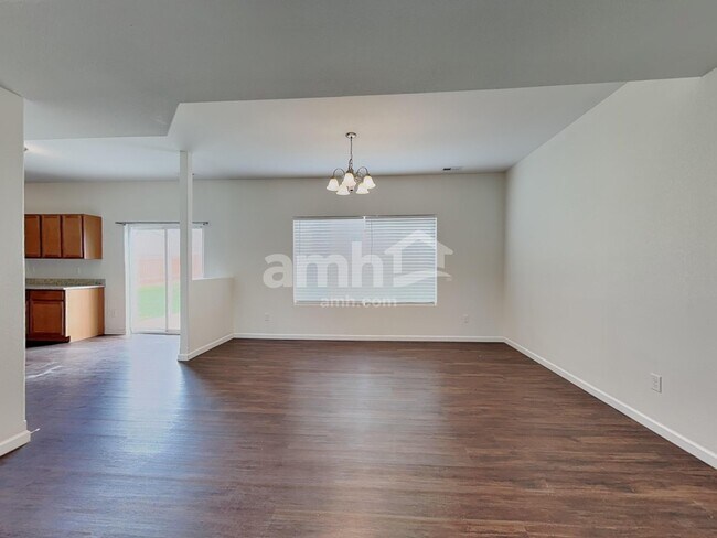 Foto del edificio - 3671 Desert Willow Ln