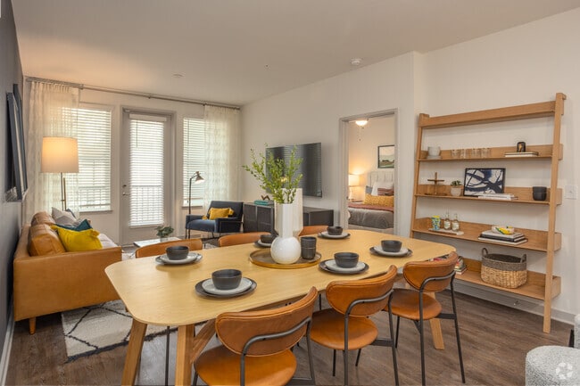 Interior Photo - The Felix