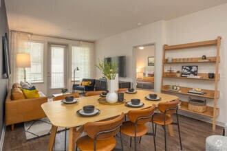 Interior Photo - The Felix